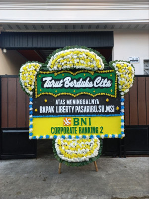 Papan Bunga Duka di Karya Baru